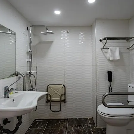 Otel Golden &