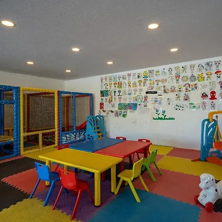 Szálloda Golden & 4*