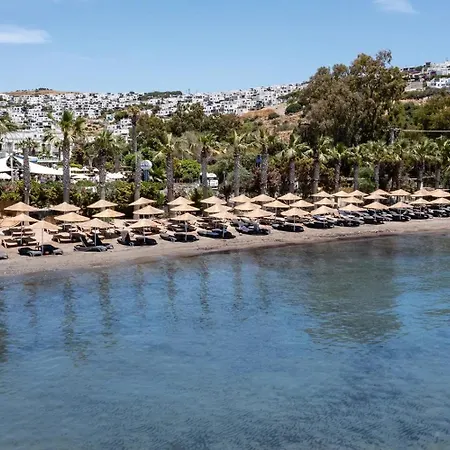 Golden & 4* ボドルム